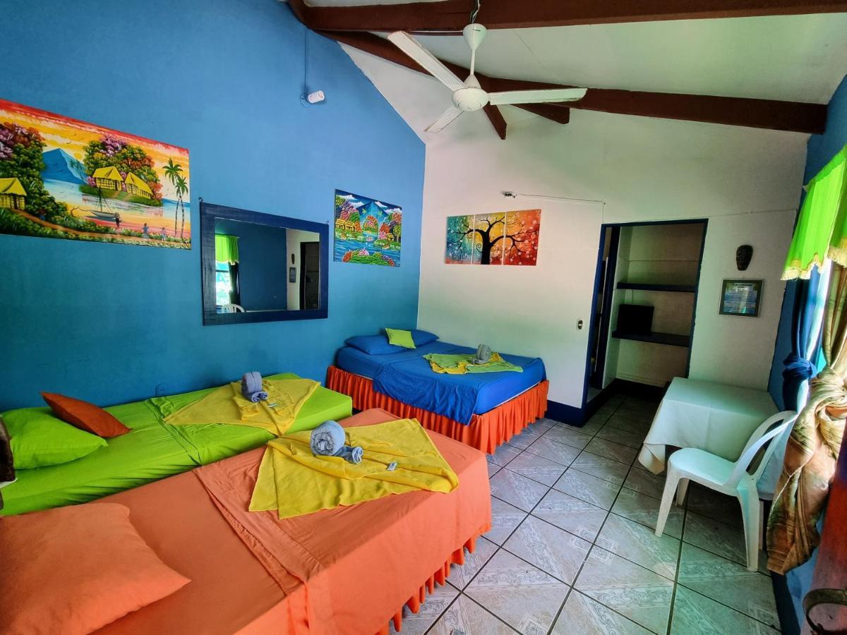 Cabinas Tortuguero Natural Buitenkant foto