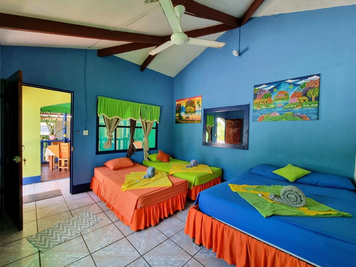 Cabinas Tortuguero Natural Buitenkant foto