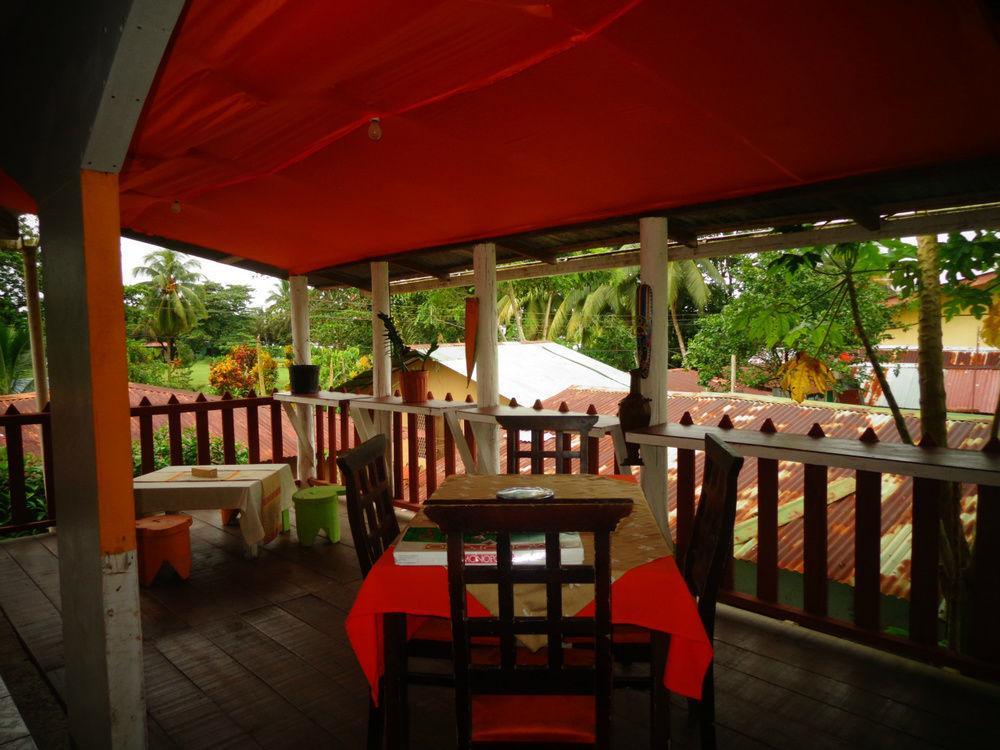 Cabinas Tortuguero Natural Buitenkant foto