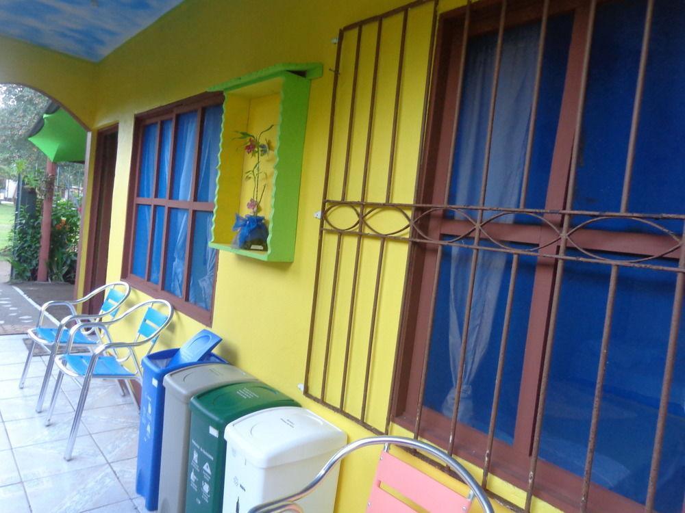 Cabinas Tortuguero Natural Buitenkant foto